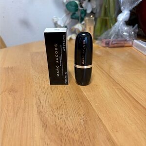 Marc Jacobs - Accomplice - Concealer & Touch-Up Stick - "Tan 49" - New In Box 5g